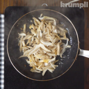 Chicken Florentine Process shot 5 of 8