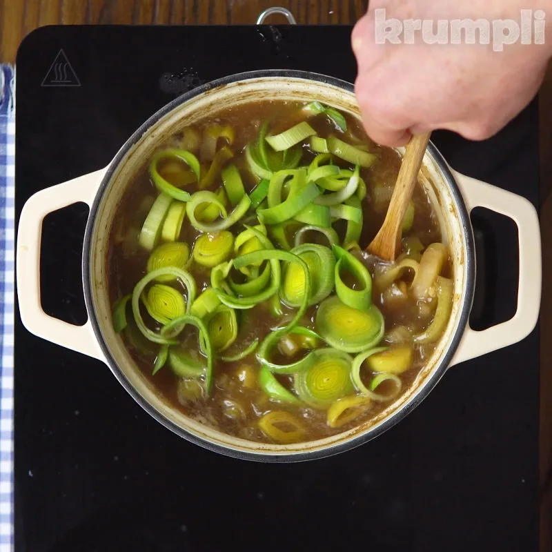 Cock A Leekie Soup Process shot 5 of 6