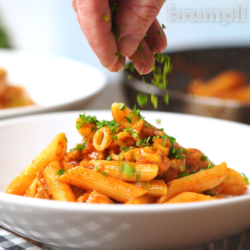Curry Chicken Pasta Process shot 6 of 6
