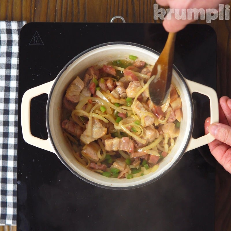 Szekelykaposzta Process shot 2 of 6