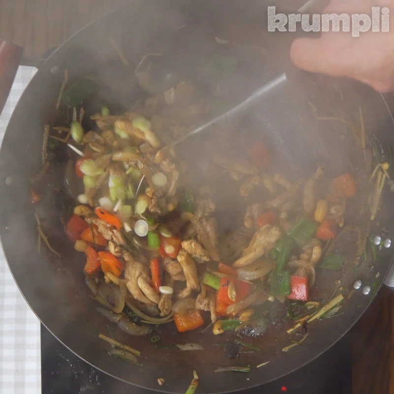 Thai Cashew Chicken Process Shot 6 of 6