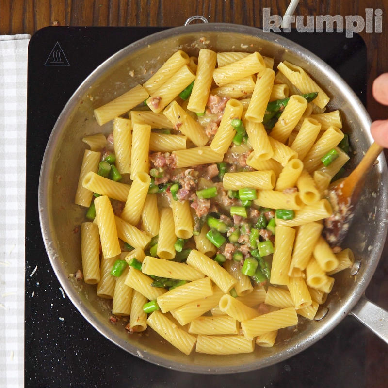 Bacon and Asparagus Pasta Process Shot 6 of 6