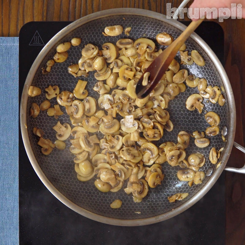 Tomato and Mushroom Pasta Process Shot 1 of 6
